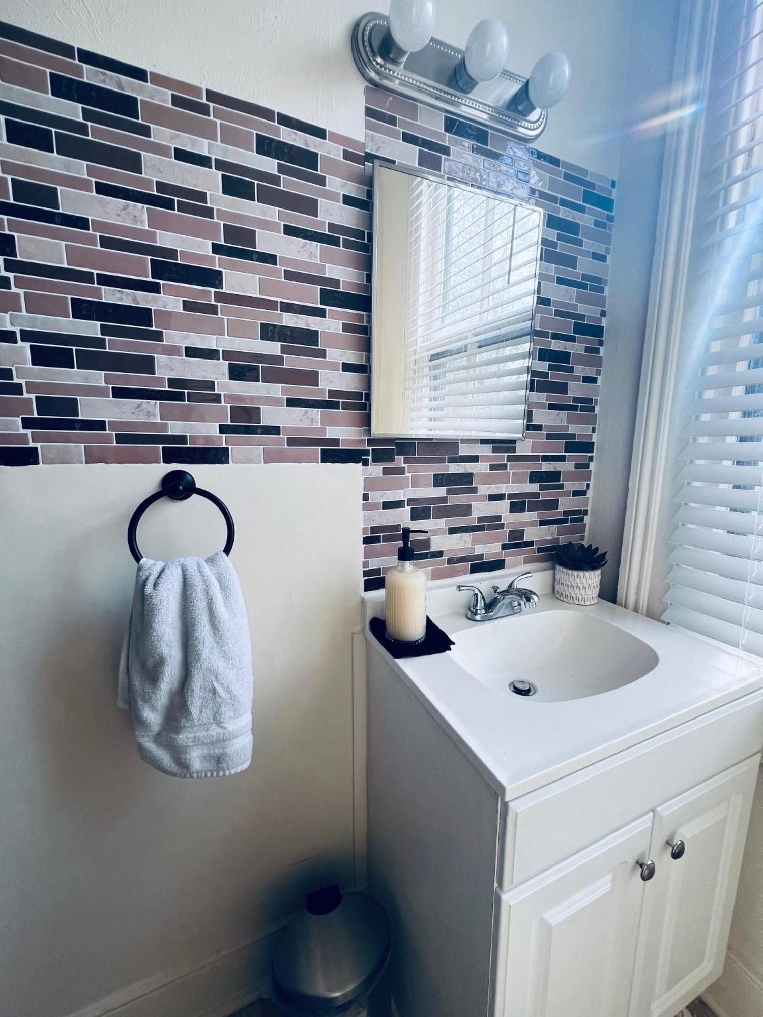 5 Minutes To Vcu Apartment Richmond Luaran gambar