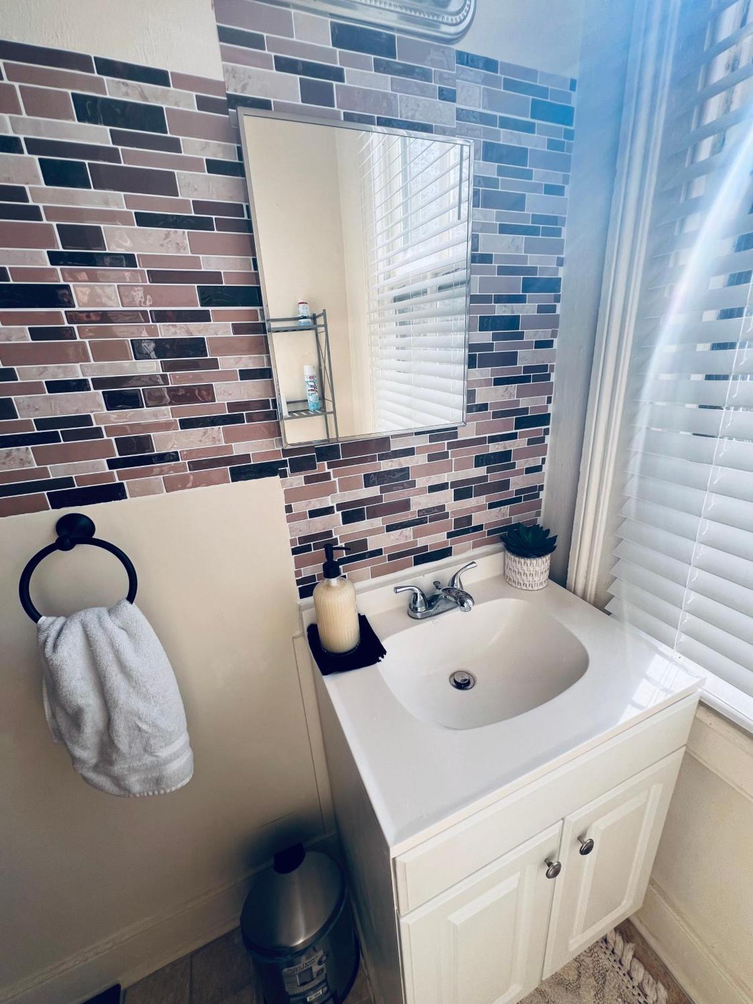 5 Minutes To Vcu Apartment Richmond Luaran gambar