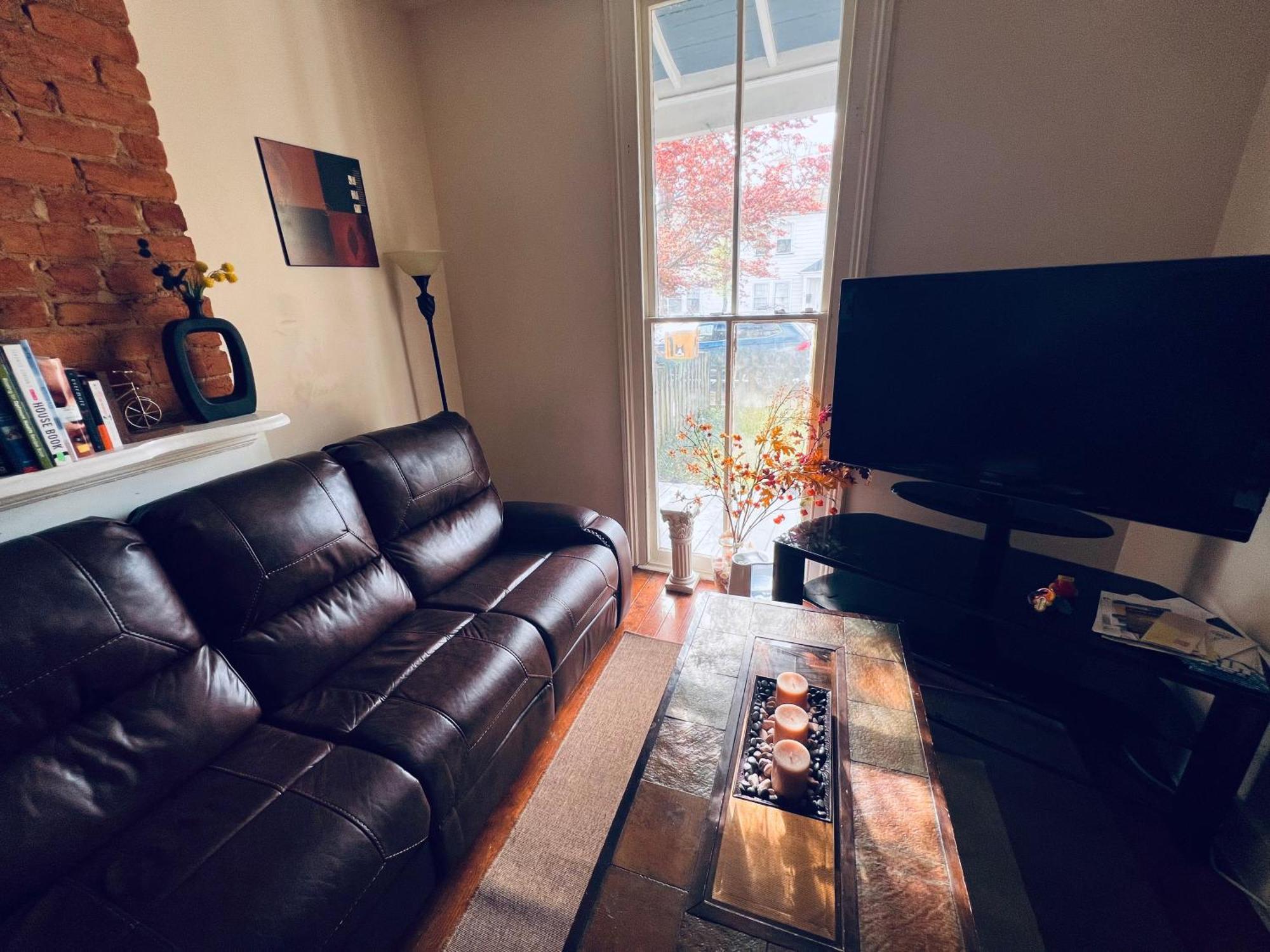 5 Minutes To Vcu Apartment Richmond Luaran gambar